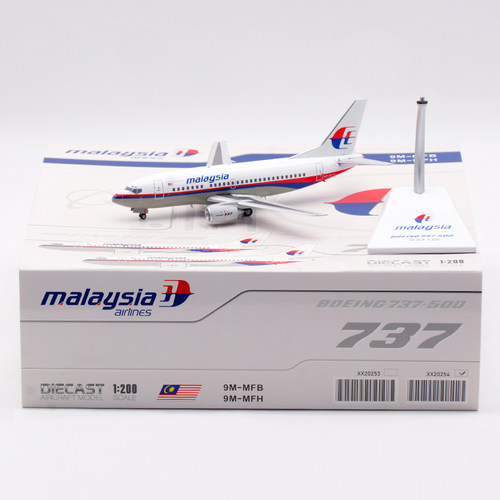 合金飞机模型马来西亚航空B737