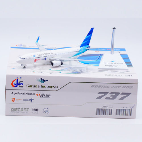 合金飞机模型加鲁达航空B737