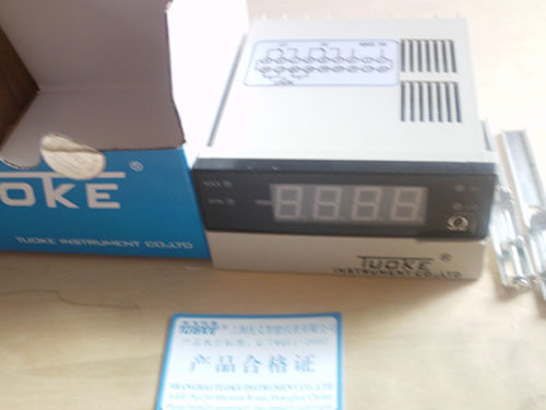 DB3-SVA1B传感器专用数显表DB3I-SVA1A数字表DB3-SVA2B变送4-20MA