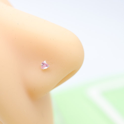 银鼻钉925银材质粉色心形
