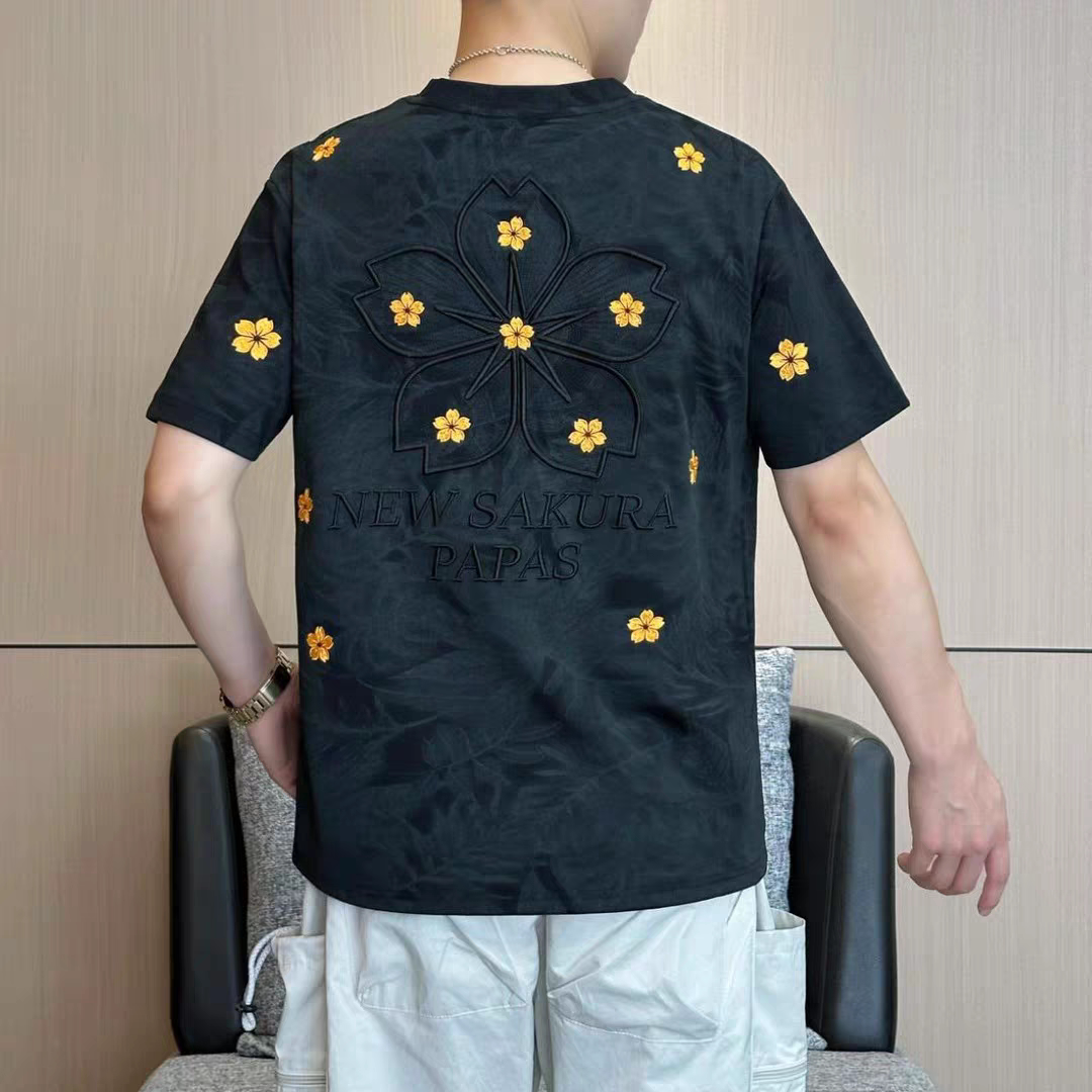潮牌花卉刺绣黑色短袖圆领T恤