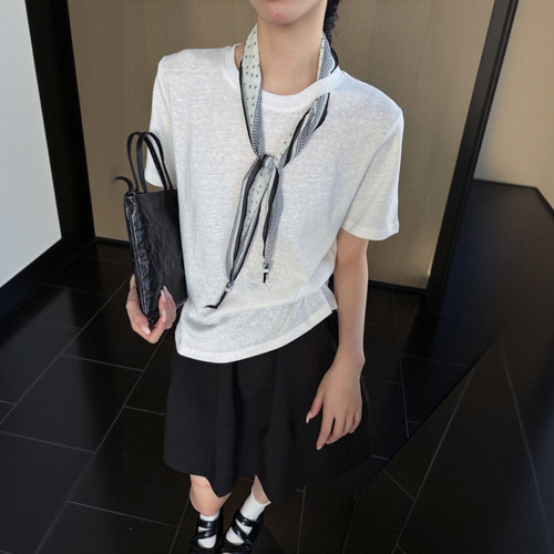 白色肌理可拆丝巾短袖显瘦t恤女