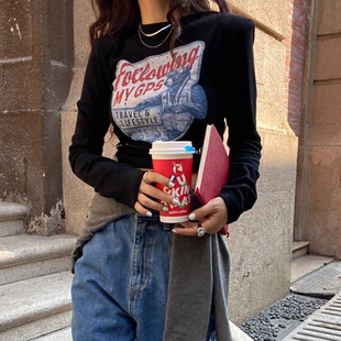 洋气时髦小个子垫肩上衣设计感打底衫 时尚 春秋新款 正肩t恤女短款