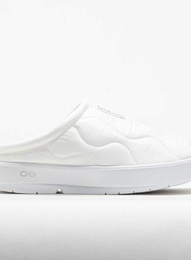 代购Oofos女士拖鞋缓震保暖减压防臭白色轻量绗缝设计厚底