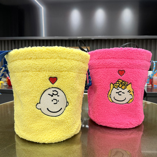 韩系卡通毛绒可爱手拎水桶包外出通勤抽绳休闲包斜挎托特包