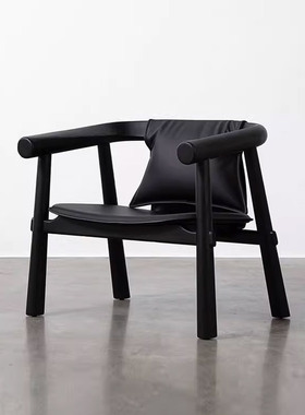 Romo现代极简黑色休闲椅民宿酒店咖啡厅定制沙发实木单人扶手椅