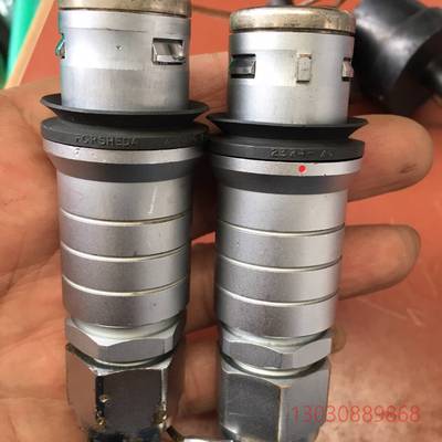 可维修瑞典FORSHEDA连接器两个。成色如图实物