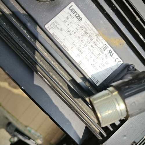 可维修LENZE MCA17N23-RS0B0-B24R-ST5S议价