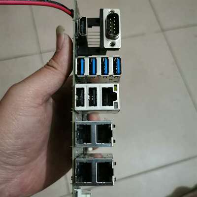 可维修主板一张，CPU I5-5代 带英特尔 NH1350AM4