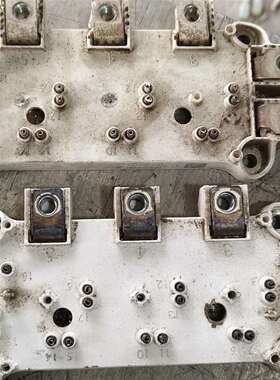 可维修西门康模块原装拆机SEMiX101GD128Ds有一个