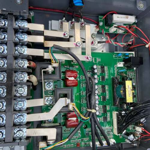 可维修22千瓦变频器配件 模块 6mbi100vb-120-50二议价