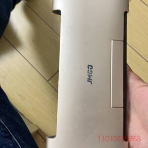 可维修坚果m6投影仪，裸机无配件，通电议价