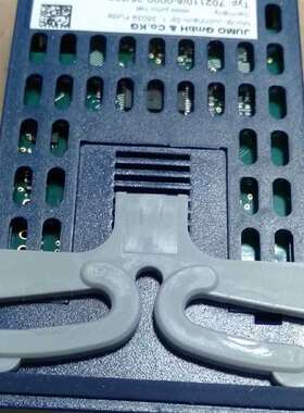 可维修jumo久茂新款智能温控仪，702110/8-0000-25