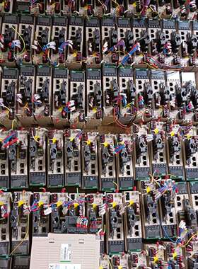 可维修KCFA伺服驱动器SV-X3EB010A-A2，配套电机SV