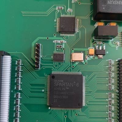 可维修XCF04S芯片xc6slx9tqg144  IC芯片外观漂