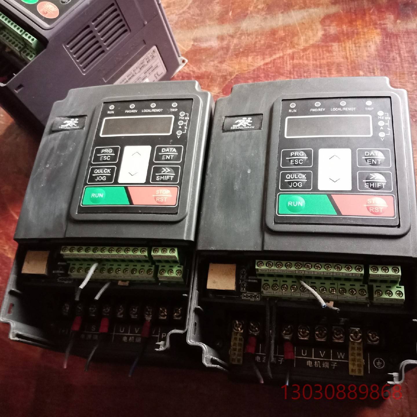 可维修久联变频器JB10A-2R2G-4 2.2Kw 380Ⅴ实物