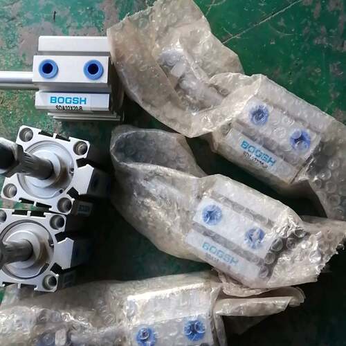可维修BOGSH气缸SDA32X20-B，有6个，未用，图片实议价