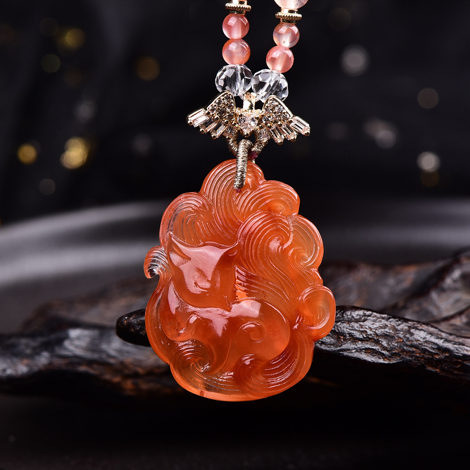 新款现货天然红兔毛九尾狐小吊坠精致立体可爱红水晶萌狐狸项链