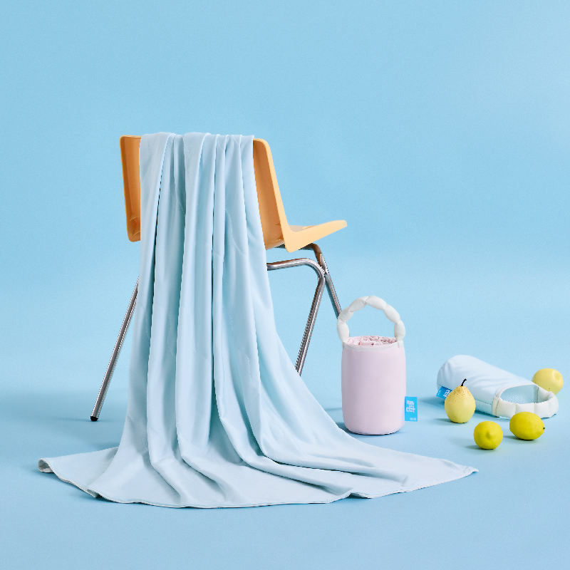 罗莱家纺秋冬绒毯子多用毯空调毯学生宿舍休闲毯沙发盖毯毛毯