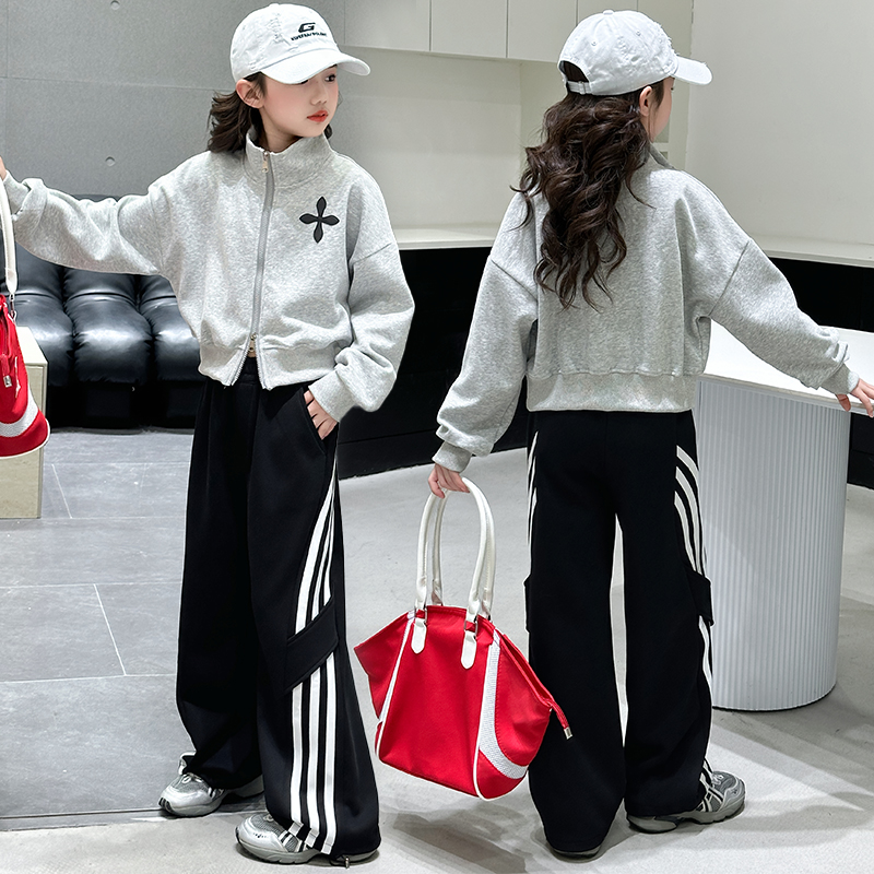 网红女童爵士舞练功服秋装2025上新酷飒女孩运动休闲裤时尚走秀服