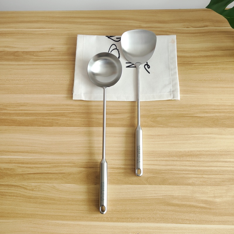 一体成型炒勺炒菜锅铲易清洗好用