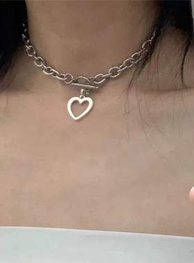 欧美爱心金属质感夸张吊坠项链