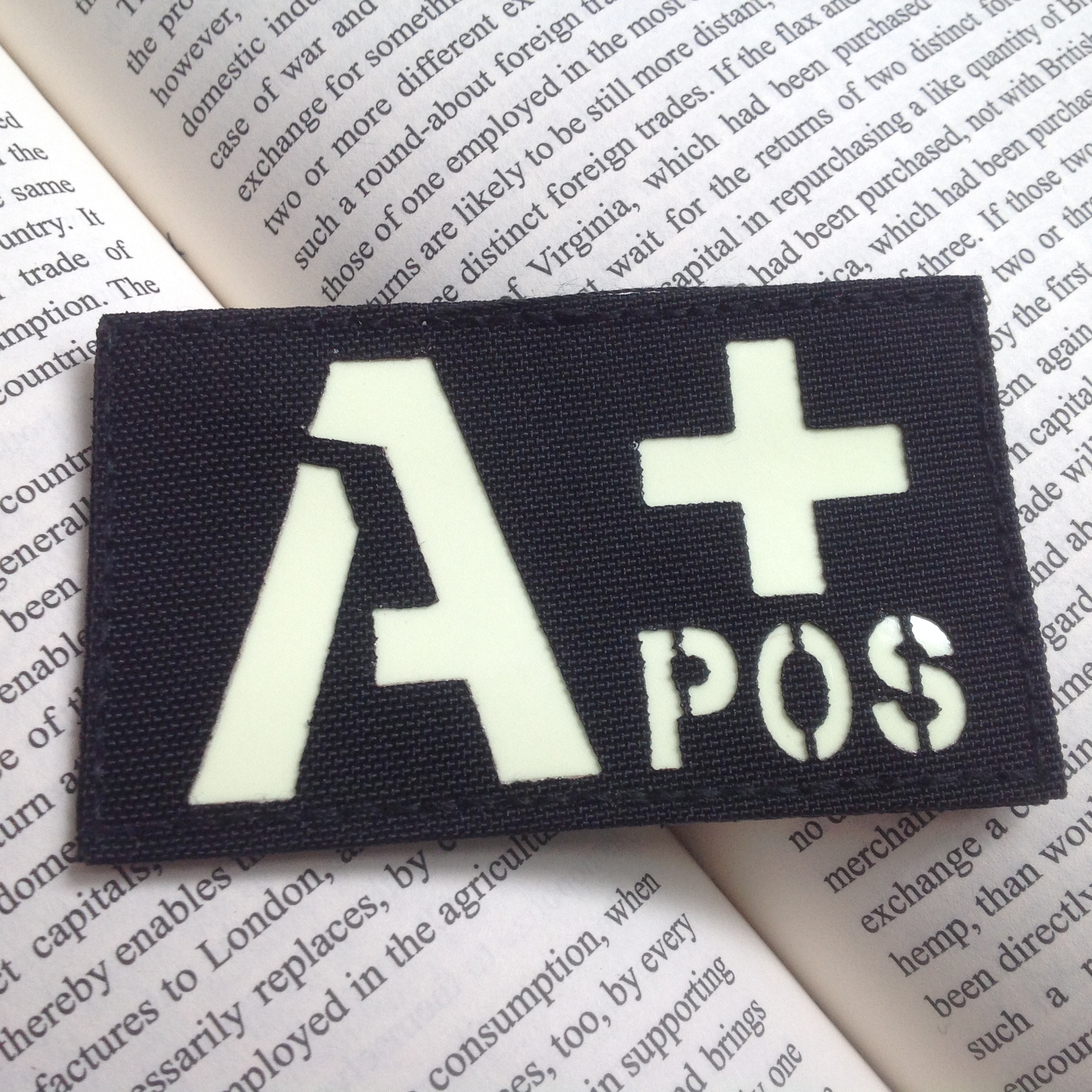 血型A+B+AB+O+夜光反光IR Flag魔术贴徽章军迷徽章