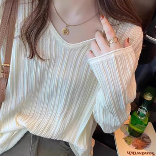 杭州四季青高端女装广州十三行小V领针织长袖内搭毛衣打底衫