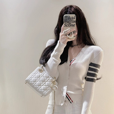 东菀大朗毛织开衫东菀大郎毛衣东完大朗毛织东莞大郎毛织毛衣毛衣