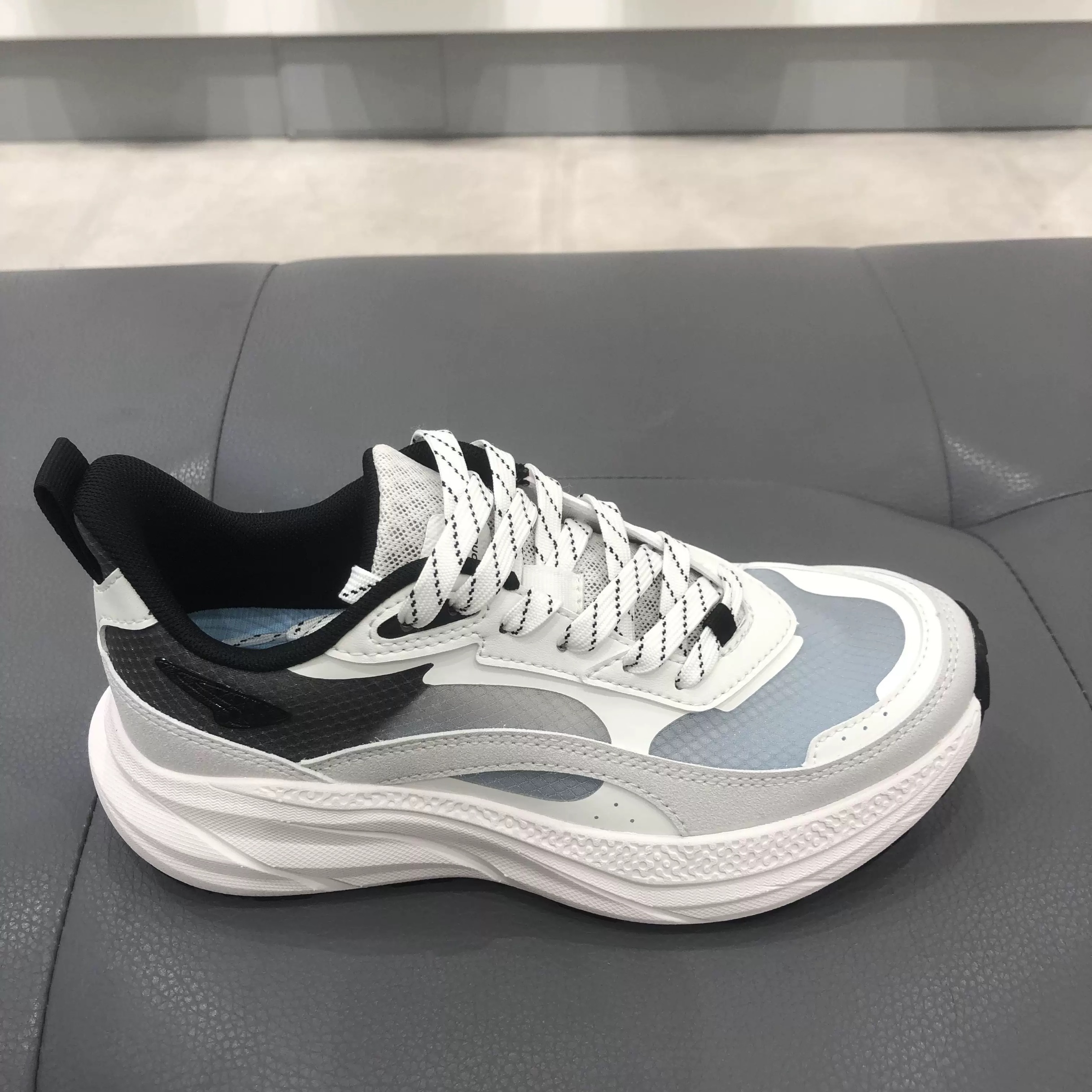 Dr.Kong江博士2025春女士网面轻便机能鞋运动鞋1CX0A1022