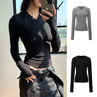 WEEEECHAN 次日早晨 纽扣小V领修身针织上衣 黑色/灰色