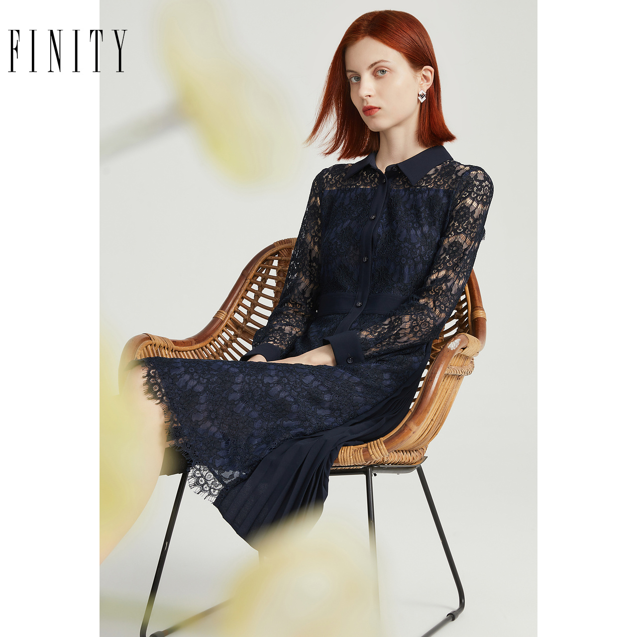 FINITY2023冬季连衣裙镂空设计感名媛气质显瘦中长款裙子女