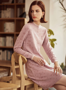 FINITY冬装时尚气质收腰a字裙粉色减龄针织长袖连衣裙