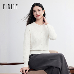 FINITY菲妮迪针织衫2026秋新款白色圆领修身设计短款长袖套头上衣