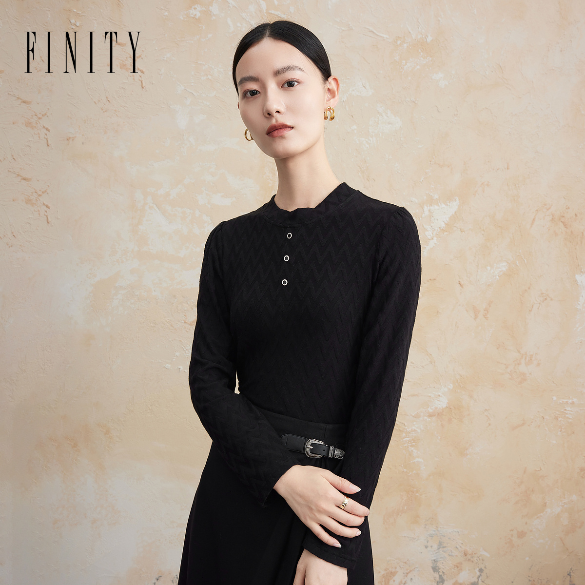 FINITY简约显瘦提花针织衫