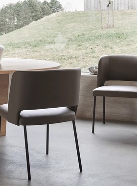 意式极简MORE现代包豪斯简约/HARRI真皮金属餐椅设计师扶手办公椅