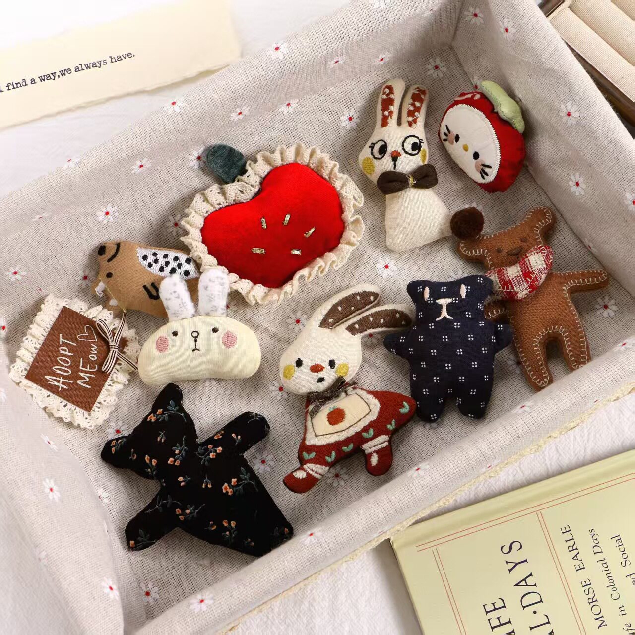 2026日系布艺森系棉麻胸针手作新款日韩百搭可爱小动物配饰装饰品