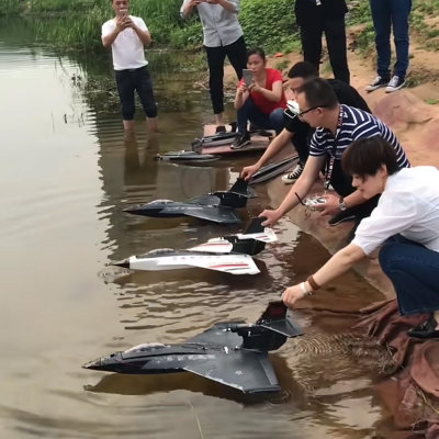 海陆空战神固定翼耐摔防水航模