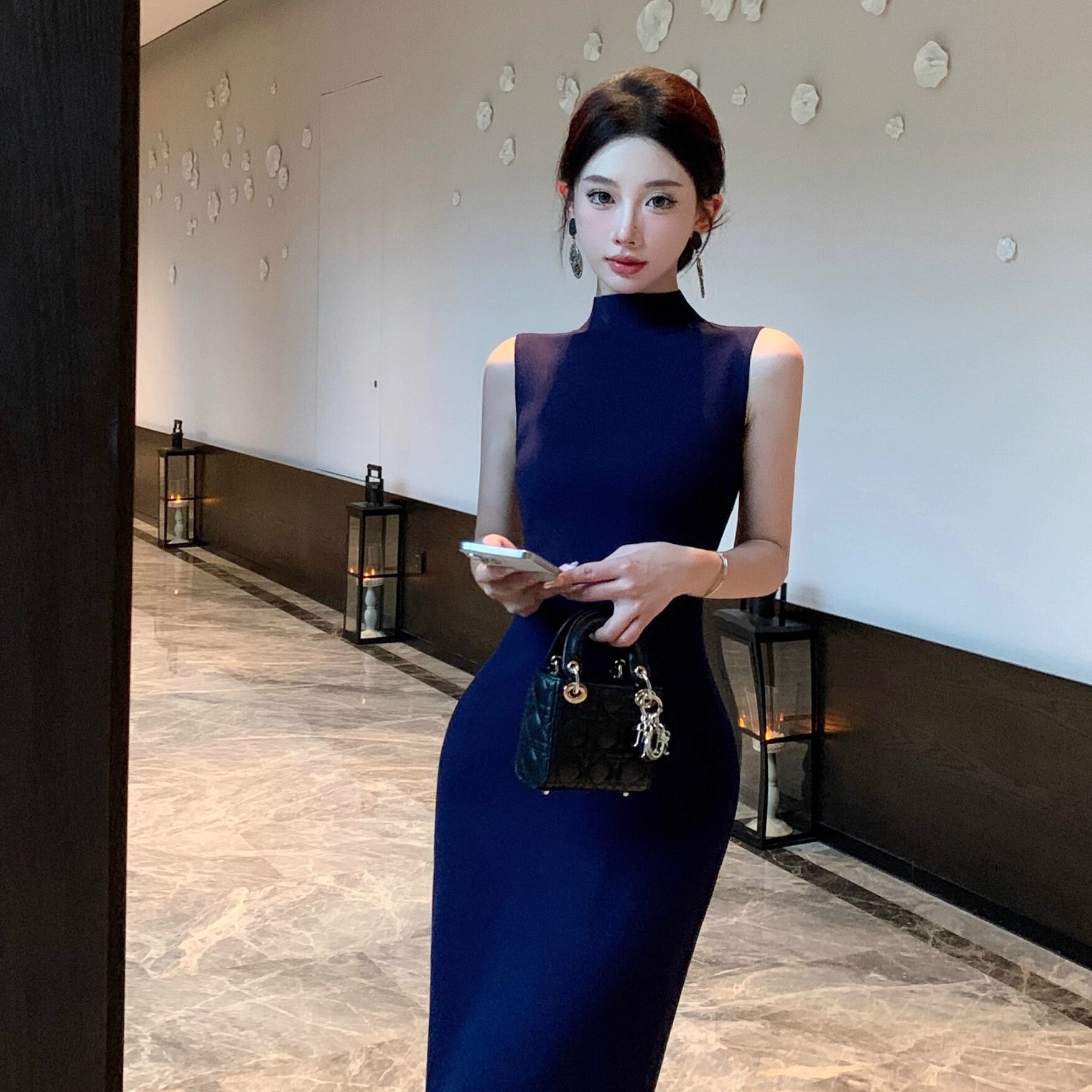 蓝色修身无袖针织包臀连衣裙女打底长裙高级感气质御姐风裙子