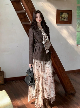 木子李的李秋冬长袖飘带雪纺豹纹连衣裙垂感长裙高级感粗花呢外套