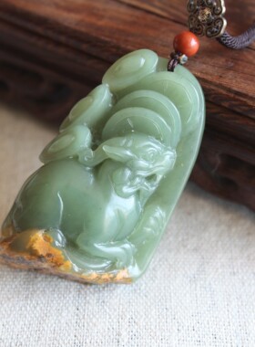 沧海小筑貔貅吊坠岫岩籽料河磨玉