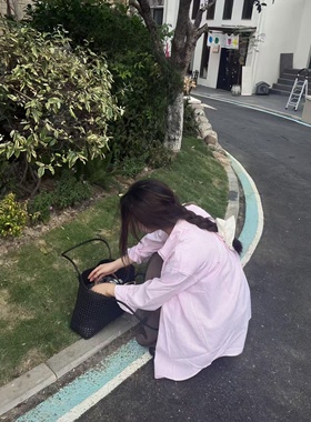 韩系紫色防晒衬衫女冬季薄款正肩宽松长袖衬衣外套独特超好看上衣