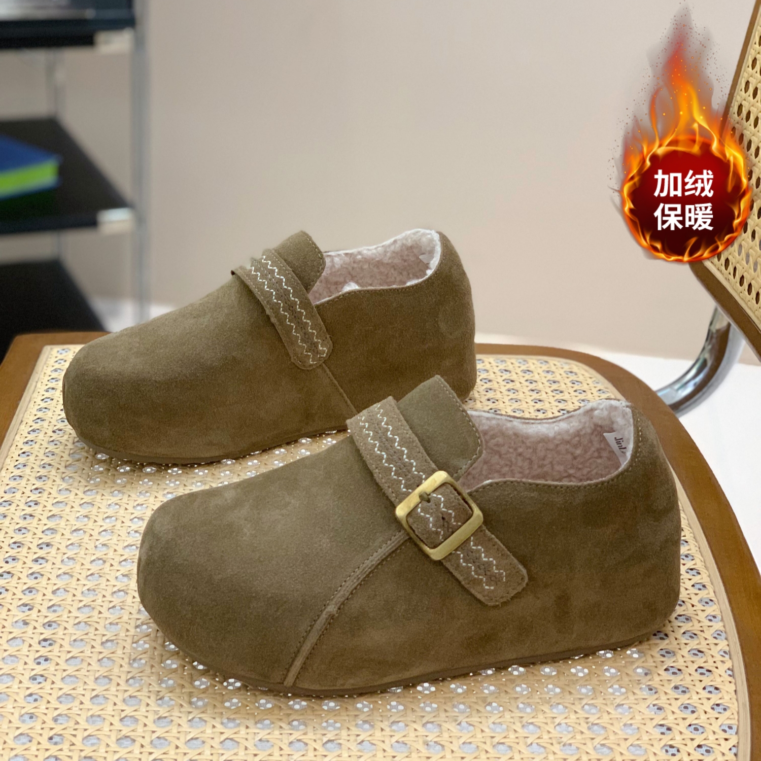 圆头显腿细时尚潮流高级感勃肯鞋