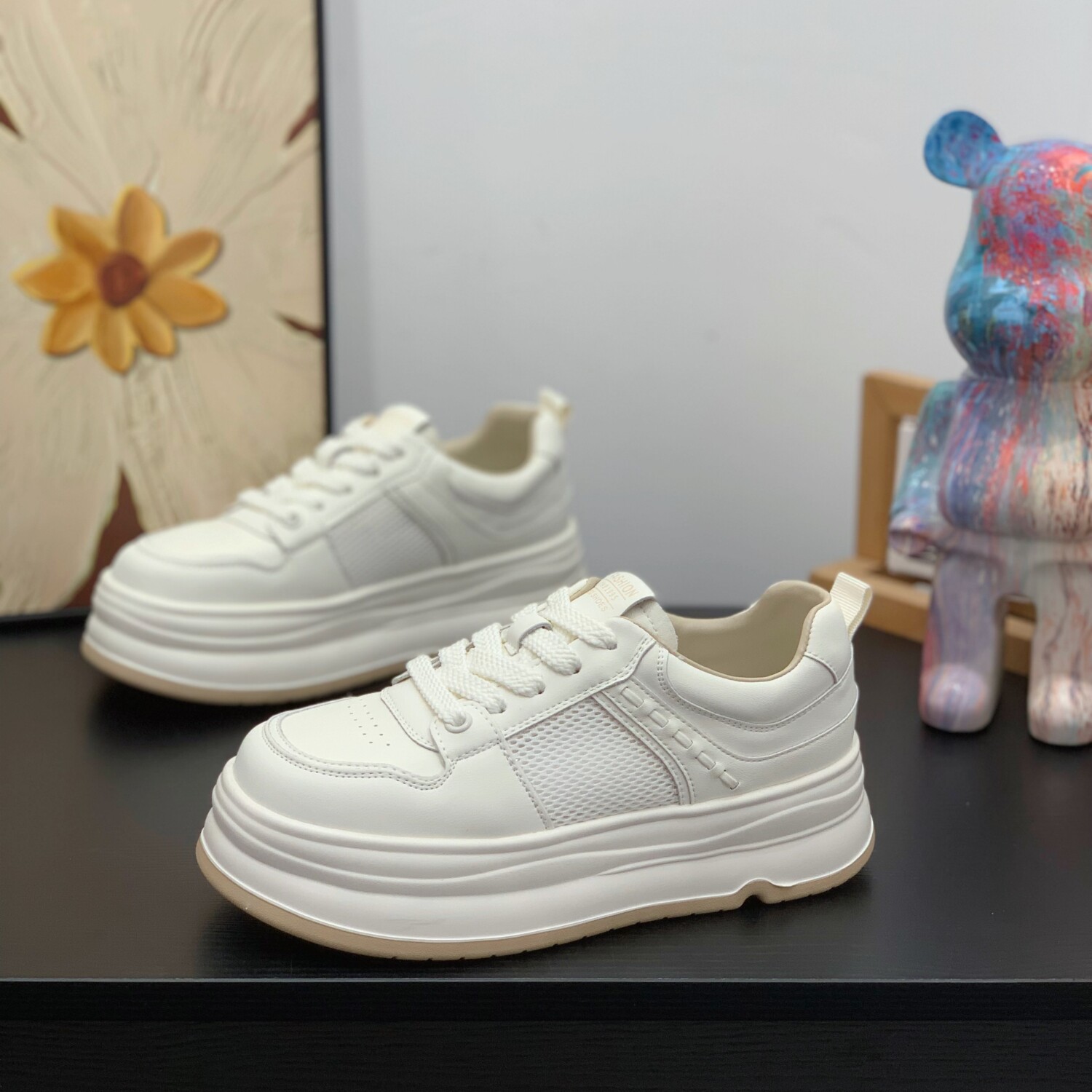 夏季单网透气真皮小白鞋女2026新款厚底增高轻便运动韩版休闲板鞋