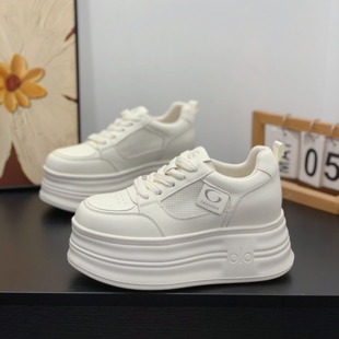 镂空网面真皮小白鞋内增高8CM厚底松糕鞋女2026夏季新款休闲板鞋