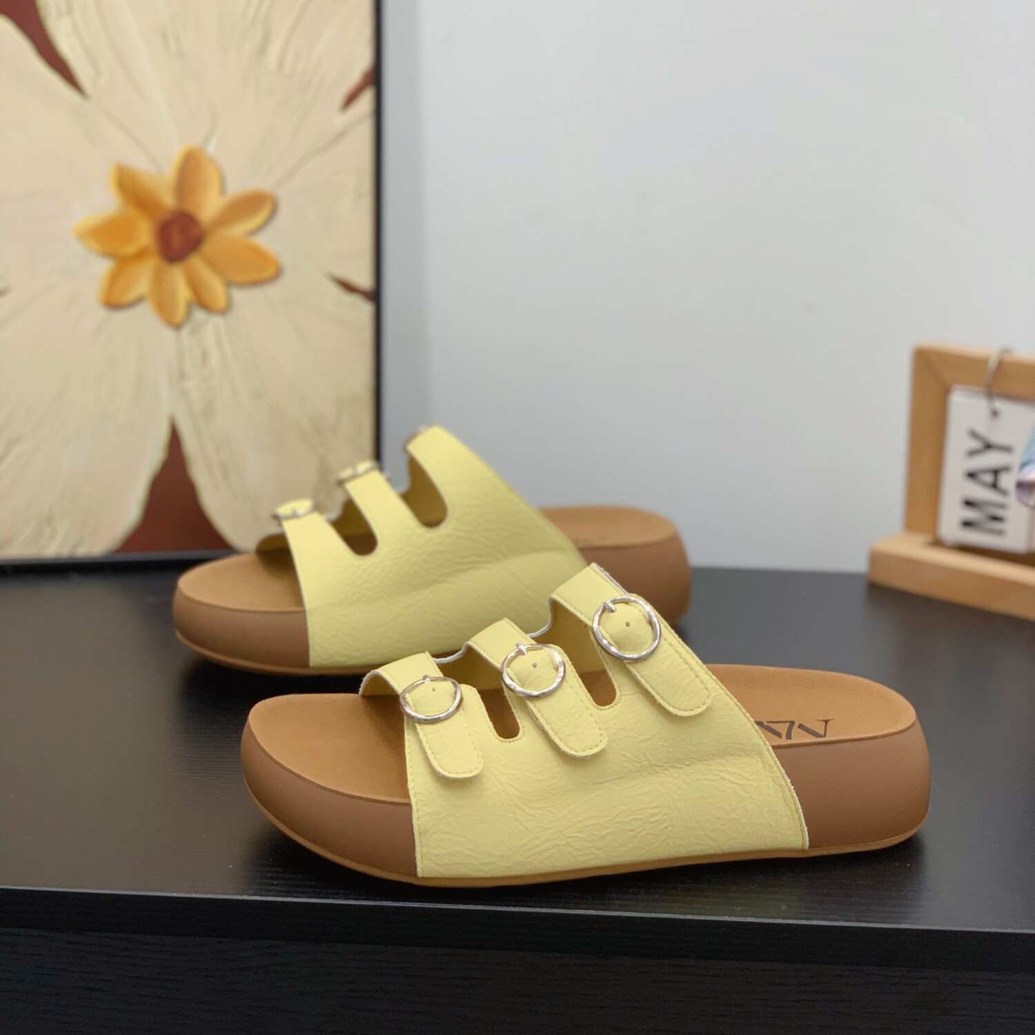 复古罗马风露趾凉拖鞋女2026夏超火皮带扣镂空透气外穿厚底一字拖