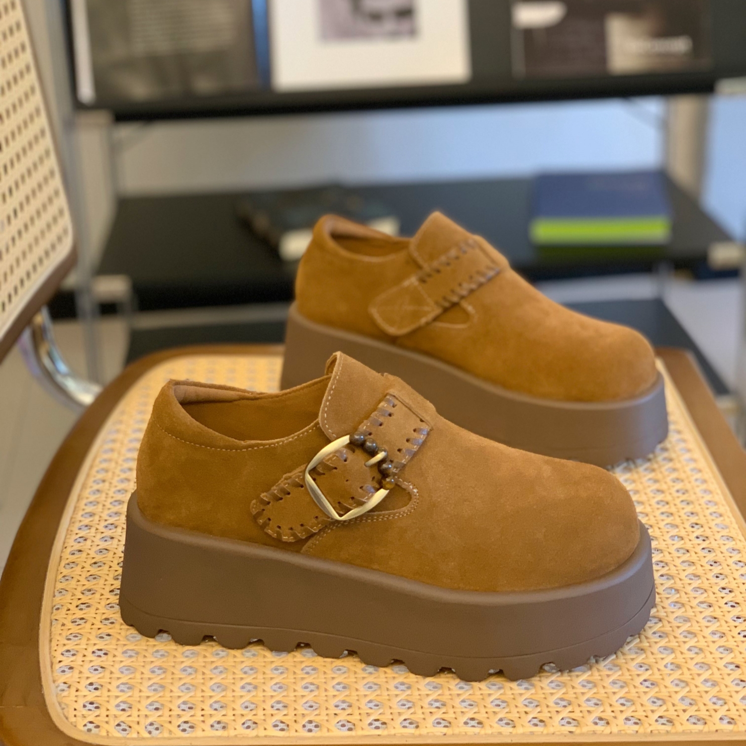 磨砂绒面丑萌大头增高轻便勃肯鞋