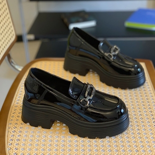 休闲日系单鞋 漆皮乐福鞋 女内增高7CM百搭粗跟英伦风2026春秋新款