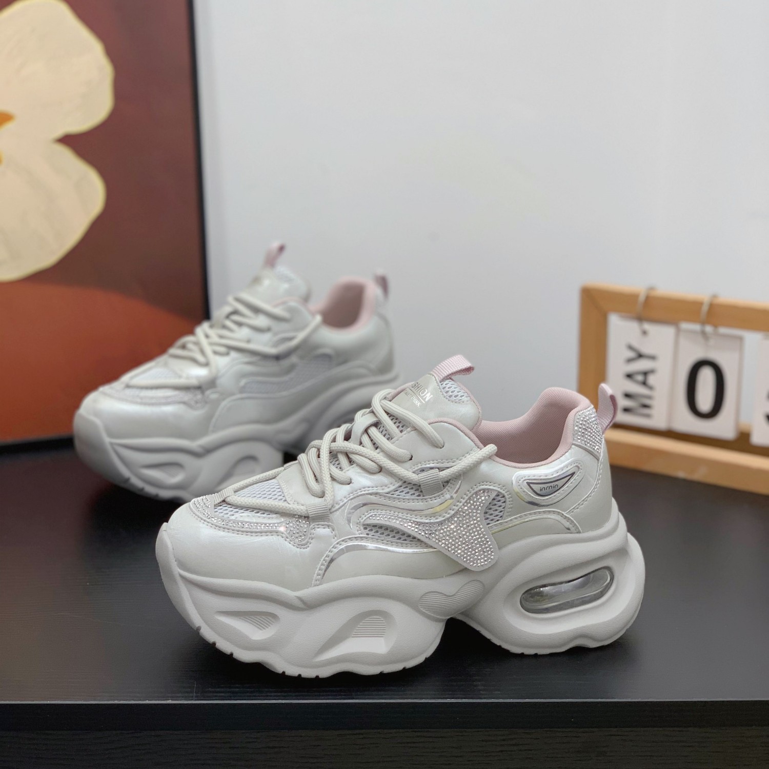 复古银色透气网面真皮老爹鞋女2026春新款高级贴钻厚底6CM运动鞋,女鞋,老爹鞋,淘宝优惠券,粉丝福利购,淘宝优惠卷