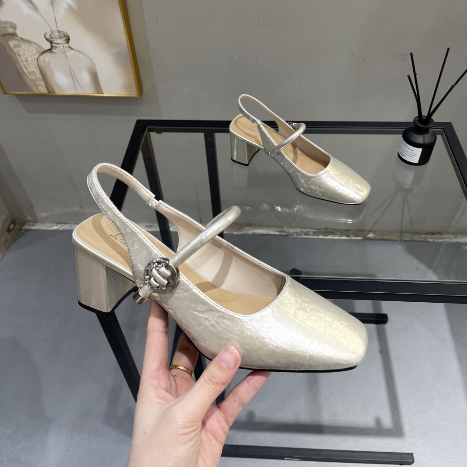 法式方头粗跟玛丽珍包头凉鞋女2026春夏新款配裙子气质6cm高跟鞋